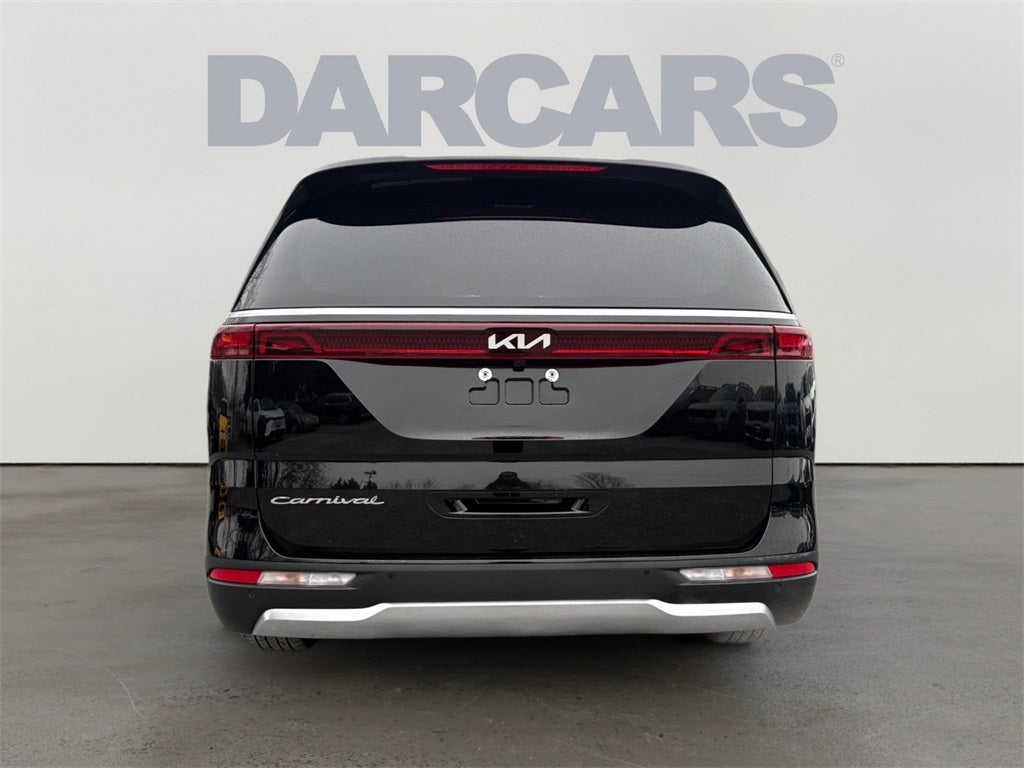 2022 Kia Carnival SX