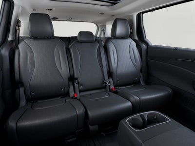 2026 Kia Carnival Base