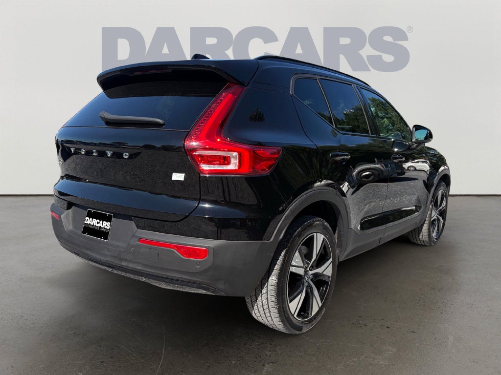 2022 Volvo XC40 Recharge Pure Electric P8