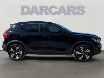 2022 Volvo XC40 Recharge Pure Electric P8